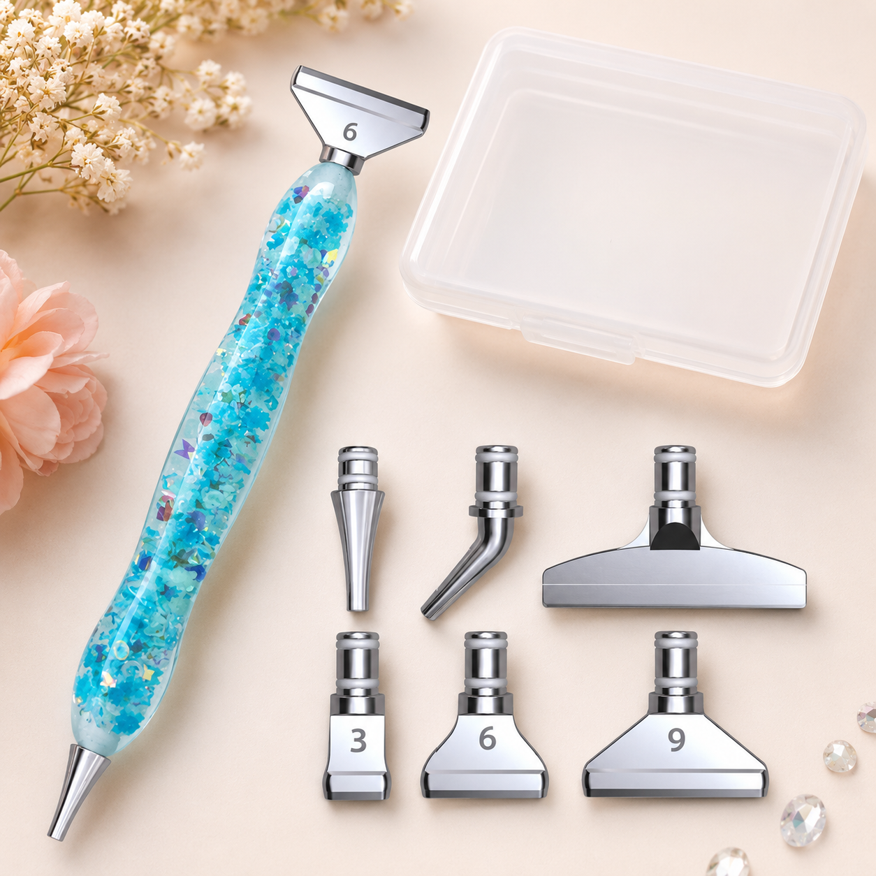 Blauer Glitzer-Diamond-Painting-Stift mit bunten Sternen von Diamond Memories, leuchtend und dekorativ.